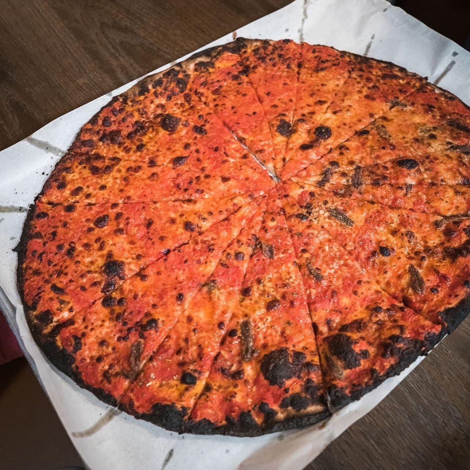 Best New Haven-Style Pizzas In Connecticut